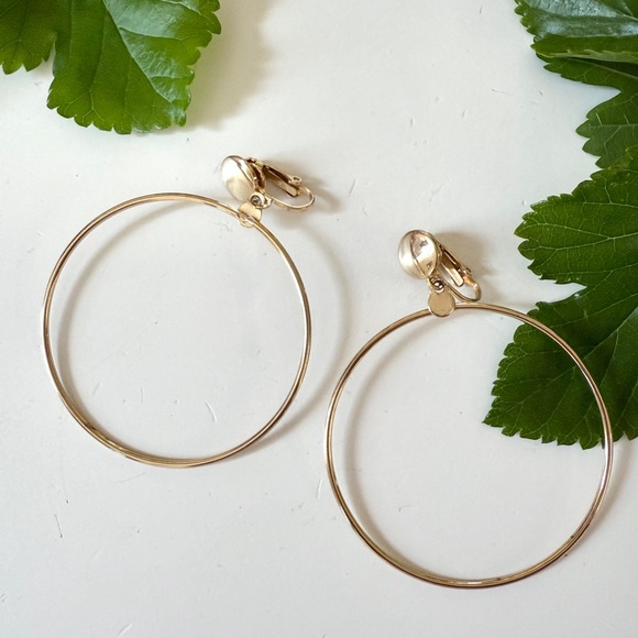 Vintage Jewelry - Vintage Gold Hoop Clip On Earrings